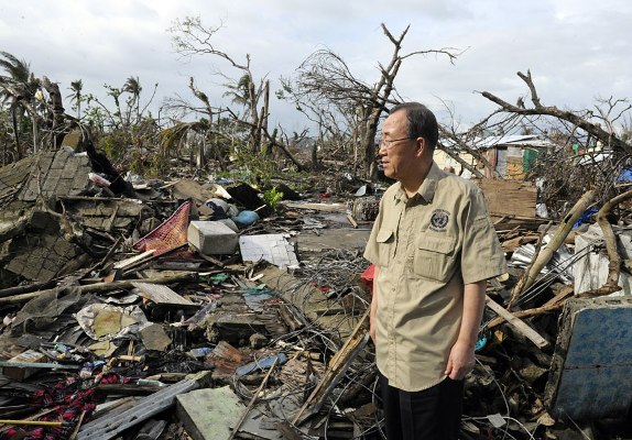 Tổng Thư ký Liên hợp quốc bày tỏ tình đoàn kết với người dân Philippines
